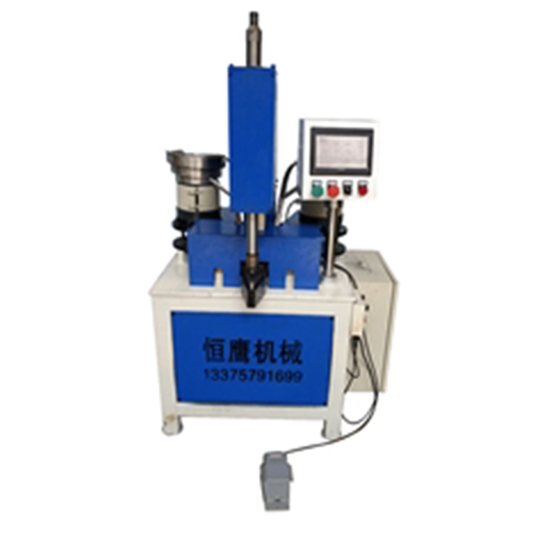 自动送料铆钉机